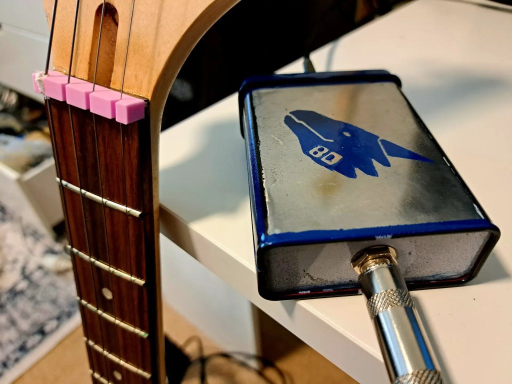 An Easy, Battery-Free Guitar Input for Your&nbsp;Soundcard